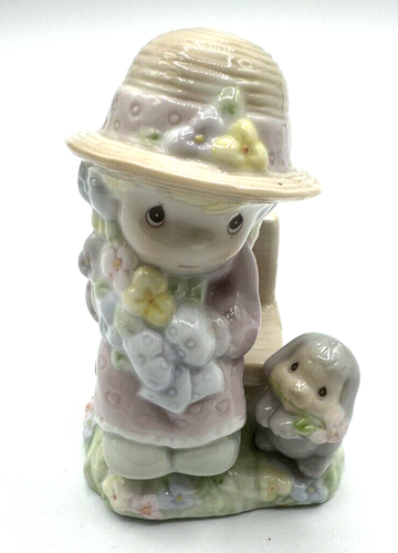 Precious Moments Salt and Pepper Shakers Seasoned with a Smile Enesco 1997