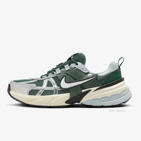 Кроссовки Nike V2K Run Shoes Vintage Green (HJ4497-300) доставлены в ускоренном порядке