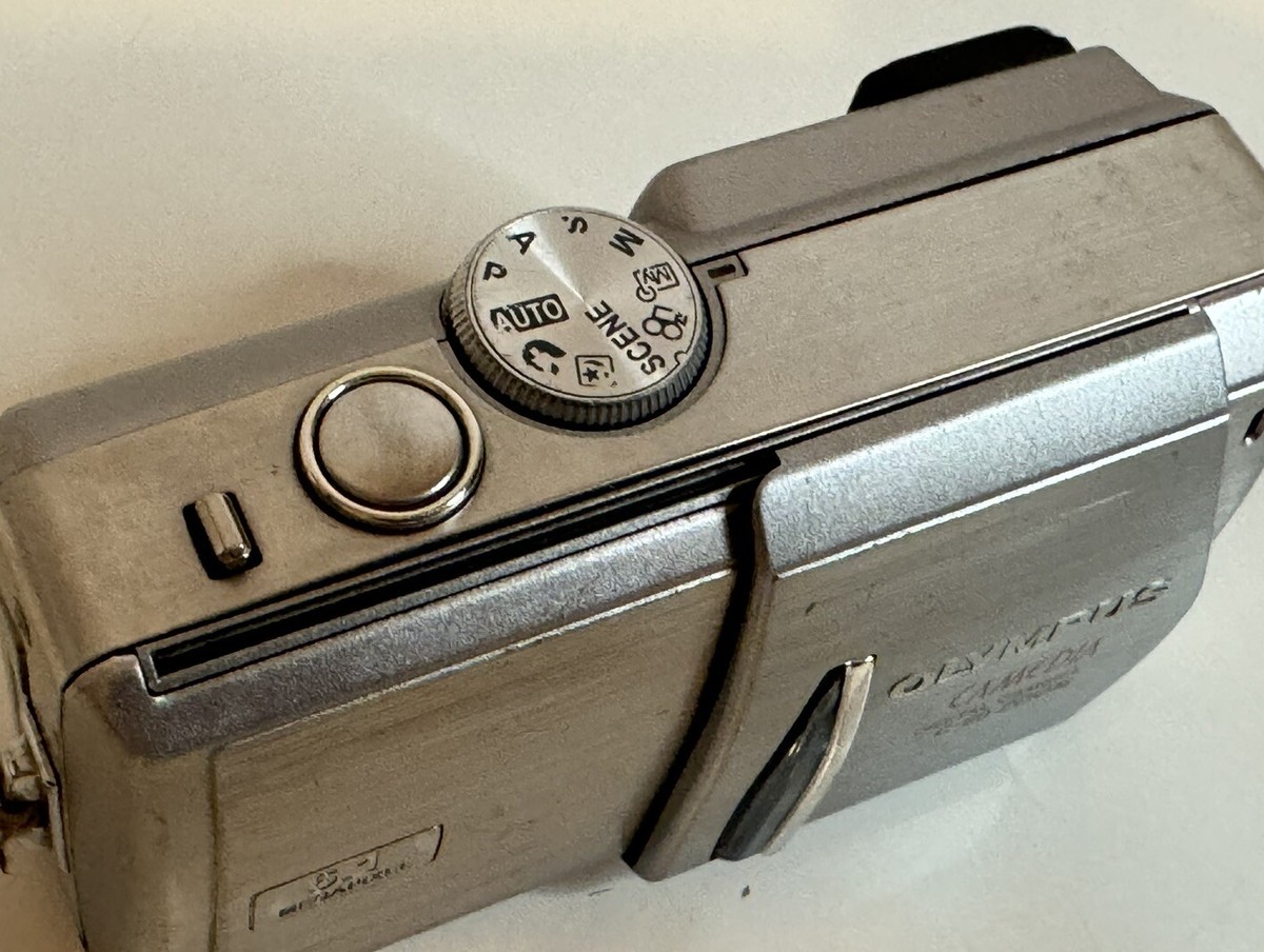 Olympus CAMEDIA C-60 Zoom 6.1MP Digital Camera Silver Untested | eBay