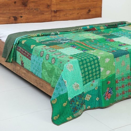 Silk Kantha Quilt Indian throw Reversible Blanket Bedspread - Picture 6 of 10