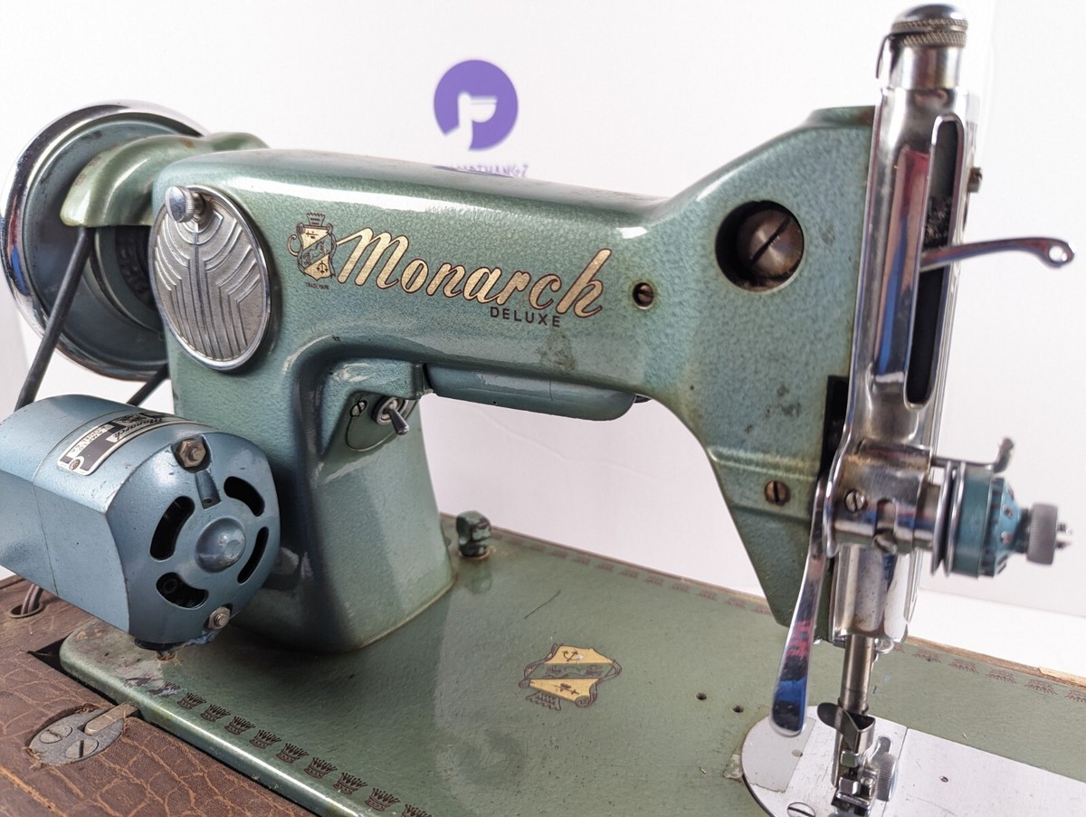 Vintage Monarch Deluxe Electric Sewing Machine Made In Japan