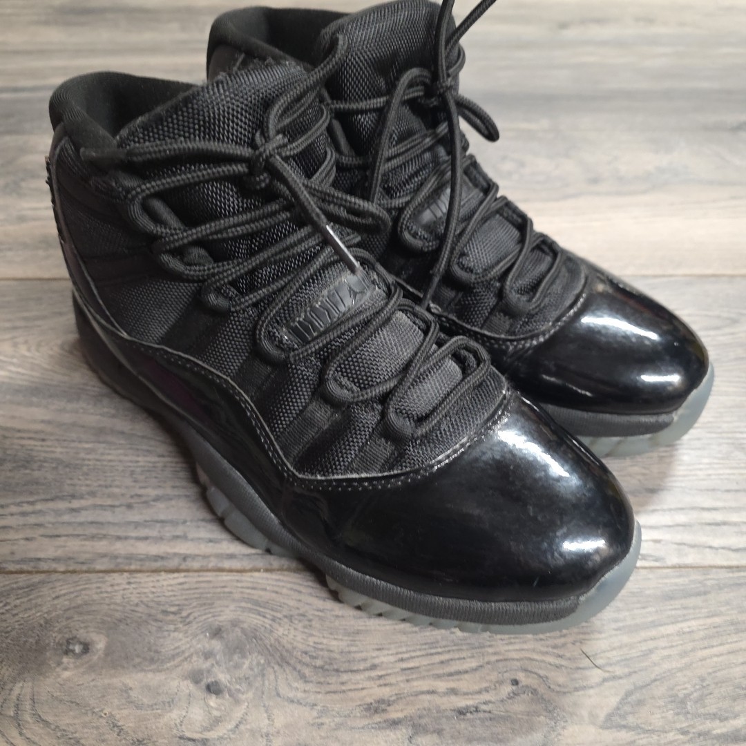Air Jordan 11 Retro Cap and Gown Black Leather Sneakers Size 10.5 378037-005 Air Jordan 11 “Cap and Gown” 378037-005 Men main image 4