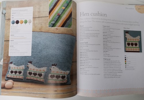 DK BIG BOOK OF KNITTING - 100 Gorgeous Projects - Picture 12 of 18