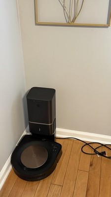 iRobot Roomba S9 Plus Dock Self-Emptying Robot Vacuum Cleaner