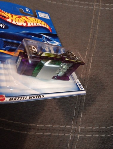 Hot Wheels 2002 First Editions Jester #017 - UPSIDE-DOWN Car - Picture 3 of 5