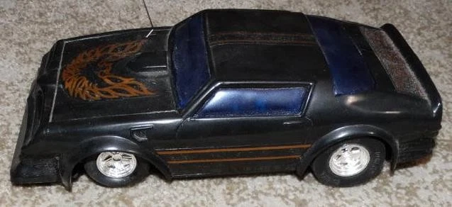 VINTAGE POWER COMMAND PONTIAC TRANS AM RADIO CONTROL CAR 1979 - Image 3 of 4