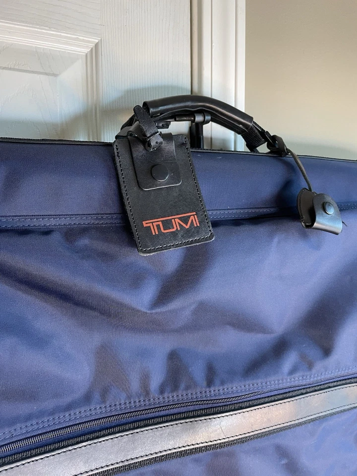 BOLSO DE MANO TUMI GARMET AZUL con cerradura y llaves de trabajo Foto 4 de 4