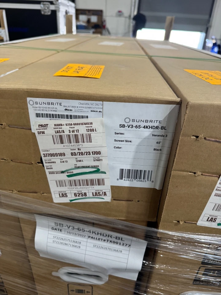 SunBrite Veranda 3 серии 65 «4K HDR открытый Smart TV (SB-V3-65-4KHDR-BL) - новый - Изображение 2 из 4