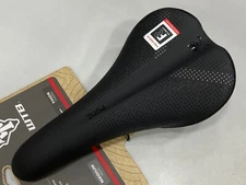 WTB Pure Medium Titanium Rail Thick Padding 148x275mm Saddle (Black)