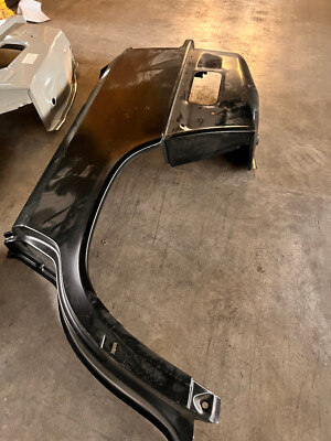 NEU NOS Mercedes W124 S124 Seitenwand Kotfluegel Hinten LINKS Rear  
