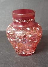 Lovely Antique Moser Cranberry Encrusted Gold Glass 8cm high Vase
