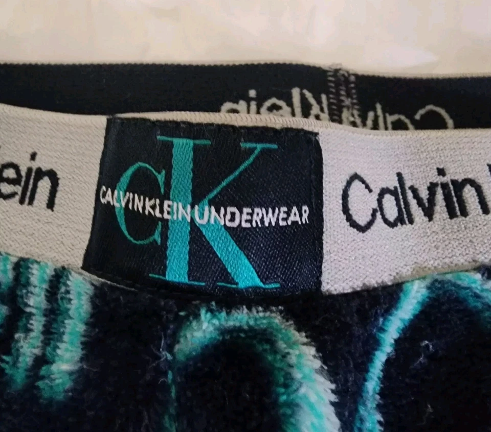 Calvin Klein Niños Ropa de dormir Polar Pijama Pantalón Ropa de estar Niño XS 5/6 Foto 2 de 4