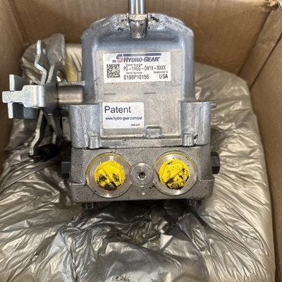 #ad Toro 125 4672 Hydraulic Pump NEW IN OPEN BOX $750.00