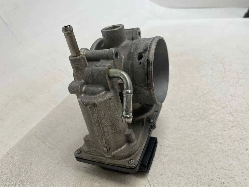 Conjunto de válvula de cuerpo de acelerador 16112AA380 para SUBARU FORESTER 2011-2018 2,5 L Foto 2 de 4