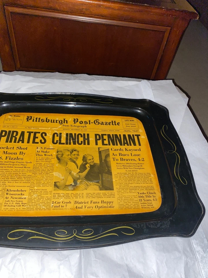 Vintage 1960 Pittsburgh Pirates Clinch Pennant Post Gazette Metal Tray - Image 3 of 4