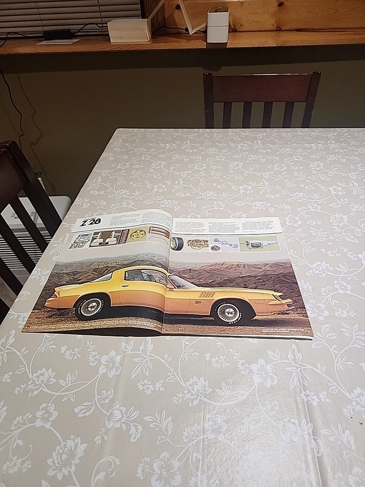 Chevrolet Camaro 1978 12 páginas original concesionario de autos folleto de ventas impreso 7/1977 Foto 2 de 4