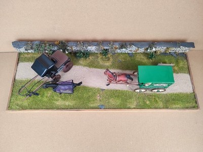 Breyer Stablemate Kutschen 5984 - 5986 Pferde mit Diorama Arztwagen Lieferwagen