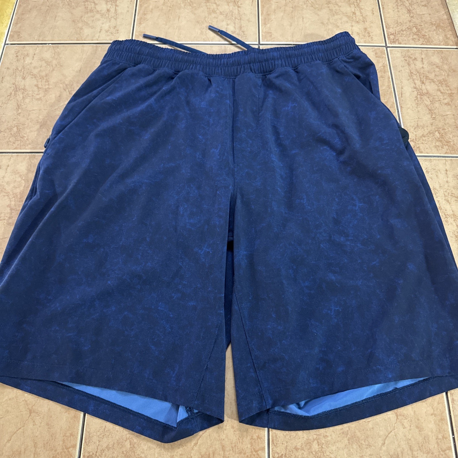 LULULEMON Surge Track / Running Shorts w/ Brief Liner Blue Men’s Sz Large x 9”