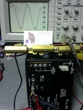 Power Amplifier 30Hz-20kHz 125Wt  75V 68dB gain Low out impedance 4 magnet drive