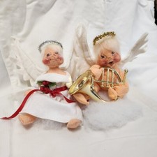 AnnaLee Angel on a Cloud PAIR 1988 1991 French Horn Red Bow Holly Excellent