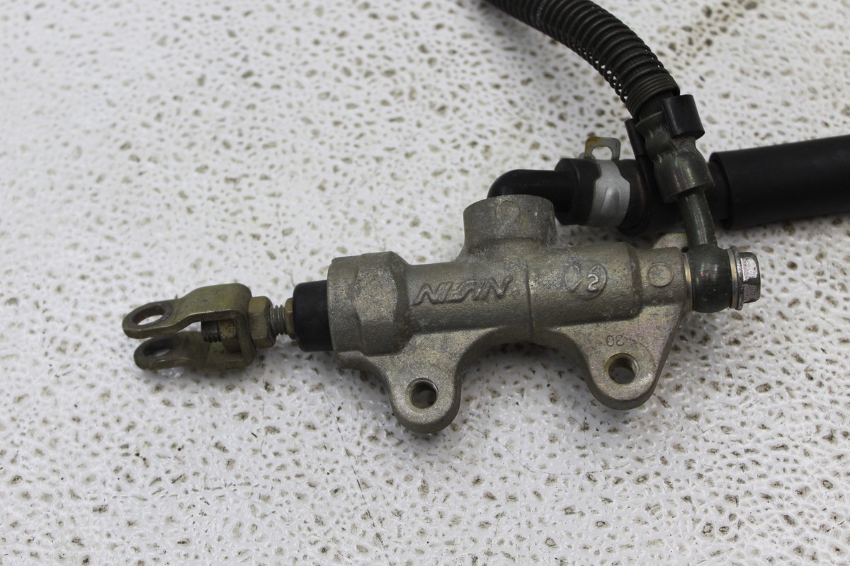 直接受け取り専用 1997 KAWASAKI NINJA ZX6R ZX600 F3 (#300) REAR BRAKE MASTER