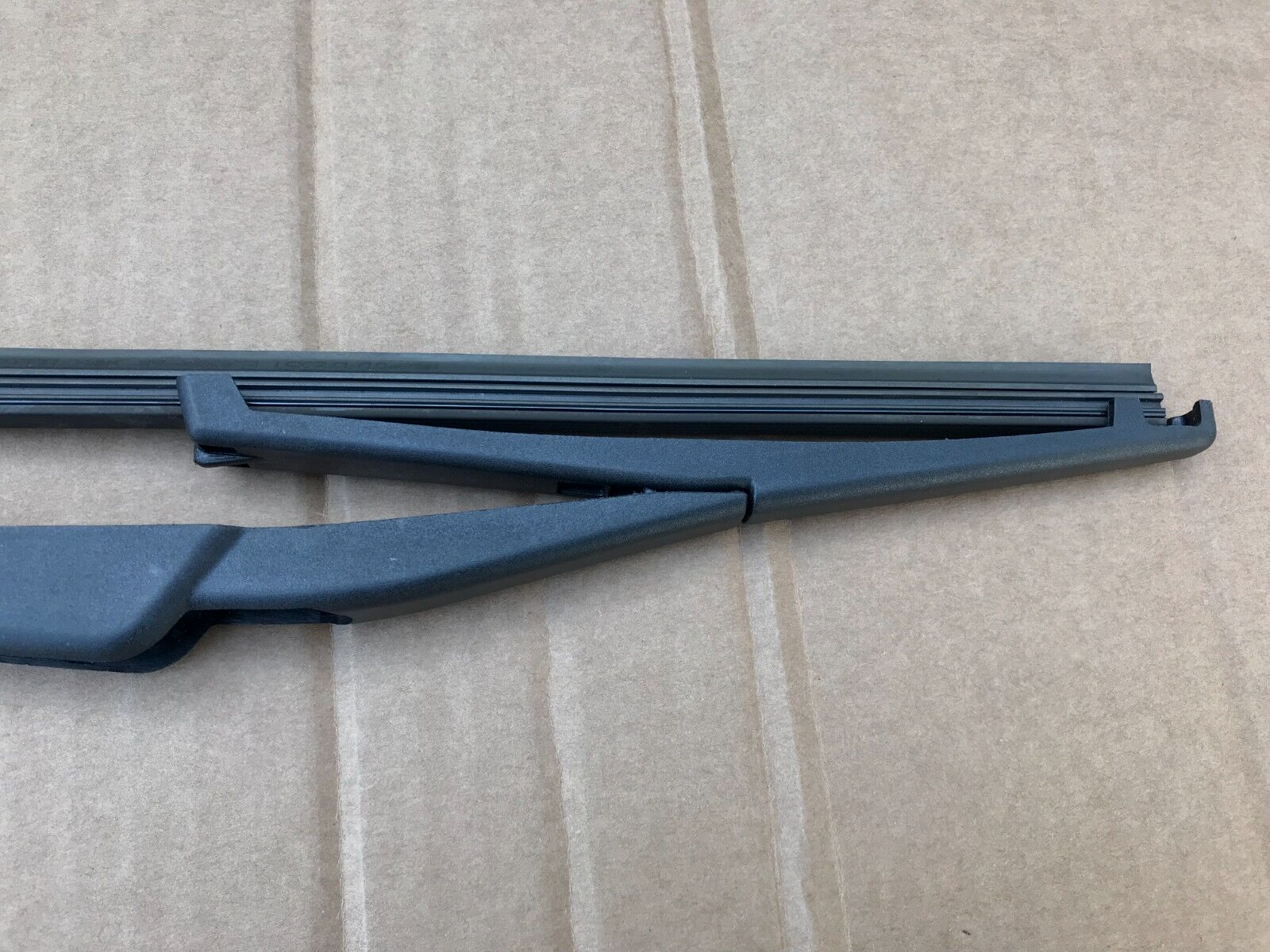 Vauxhall Rear Wiper - 93186488 **Genuine New Vauxhall / PSA shared 