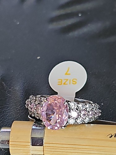 Bomb Party Ring Size 7 RBP8207 Love Me Forever