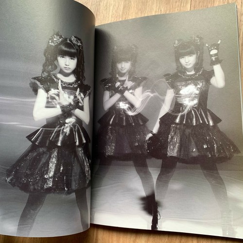 BABYMETAL MIKIKOMETAL SU MOA YUI Music Magazine Book PMC vol.4 Photo Interview - Picture 3 of 12