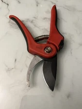 Ace Sharpened Hand Pruner