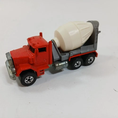 Hot Wheels Vintage 1979 Peterbilt Cement Concrete Mixer Truck Diecast