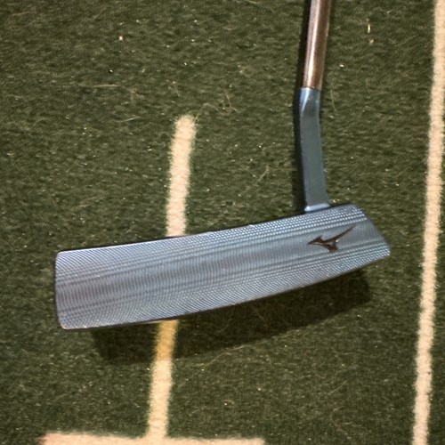 Mizuno M-Craft OMOI Type 1 Blue Ion 35" Putter RH Headcover/ Weight Kit - Picture 4 of 9