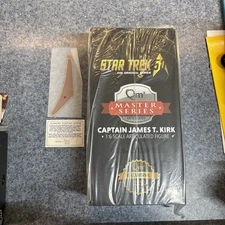 Qmx Master Series CAPTAIN JAMES T. KIRK 1/6 figure brand new MIB 2016