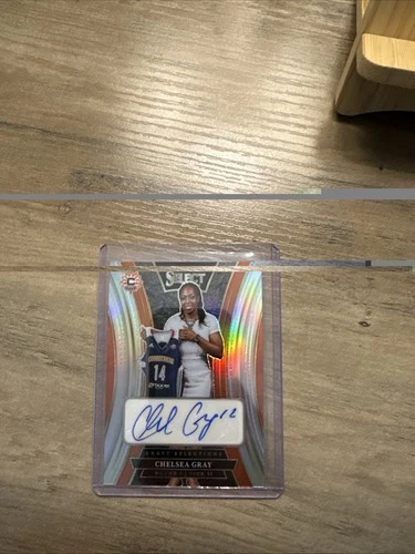 2025 Panini Select WNBA CHELSEA GRAY DRAFT SELECTIONS Silver Auto PRIZM SUN