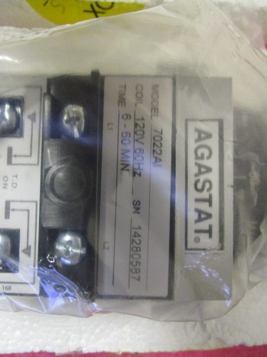 NEW AGASTAT 7022AI Time Delay Relay 120V 60Hz 6-60MIN Tyco # 1-1423162-5 - Picture 2 of 9