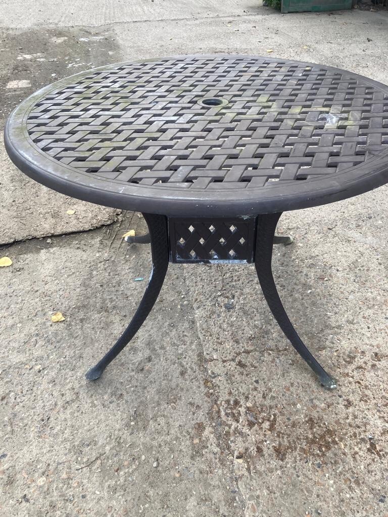 Cast Aluminium Garden Table And 4 Chairs eBay