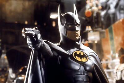 Batman - Bruce Wayne (Michael Keaton) 1 | POSTER 24 X 36 Inches