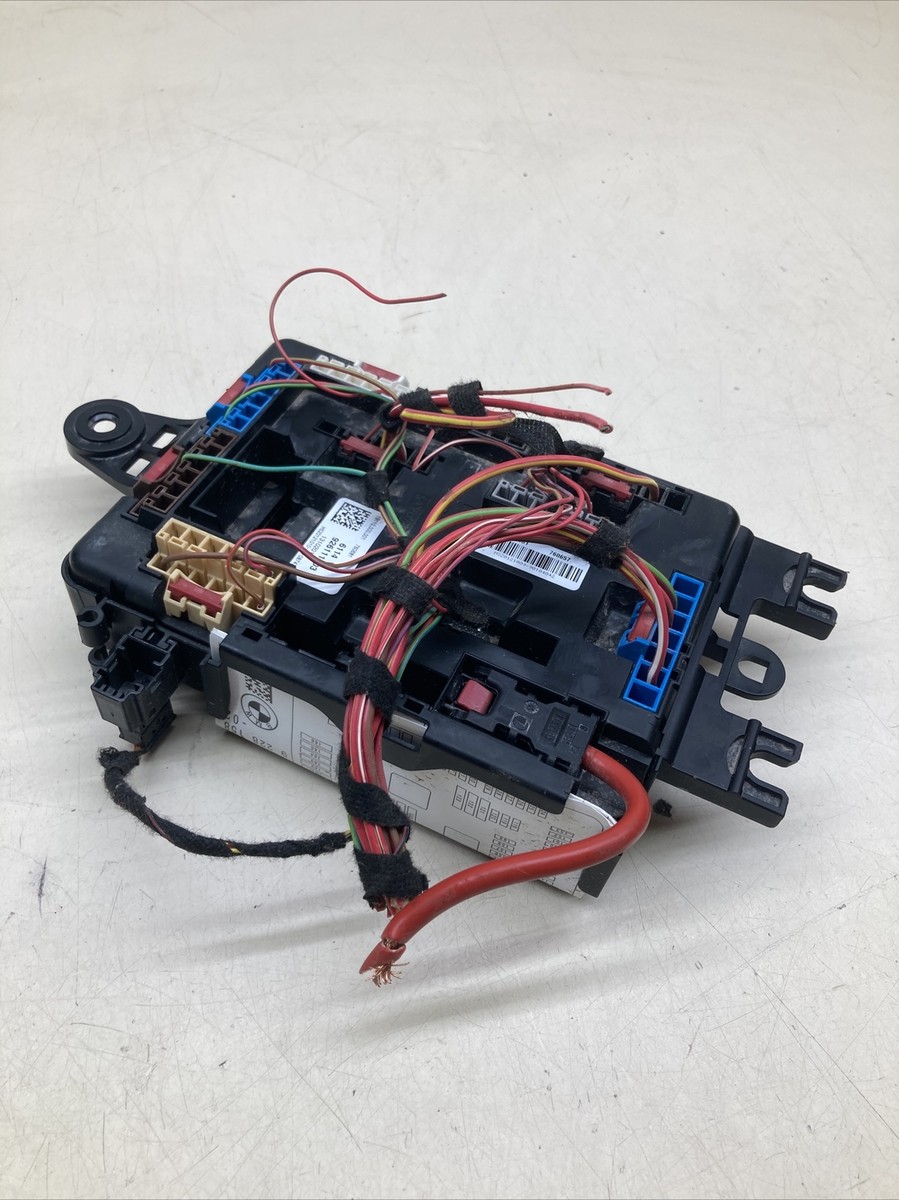 ✓ 12-16 BMW 3-series F30 F80 Under Dash Junction Cabin Fuse Box