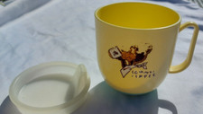 Vintage Yellow Color Tommee Tippee Cup Sippy Cup with Weighted Base And Lid