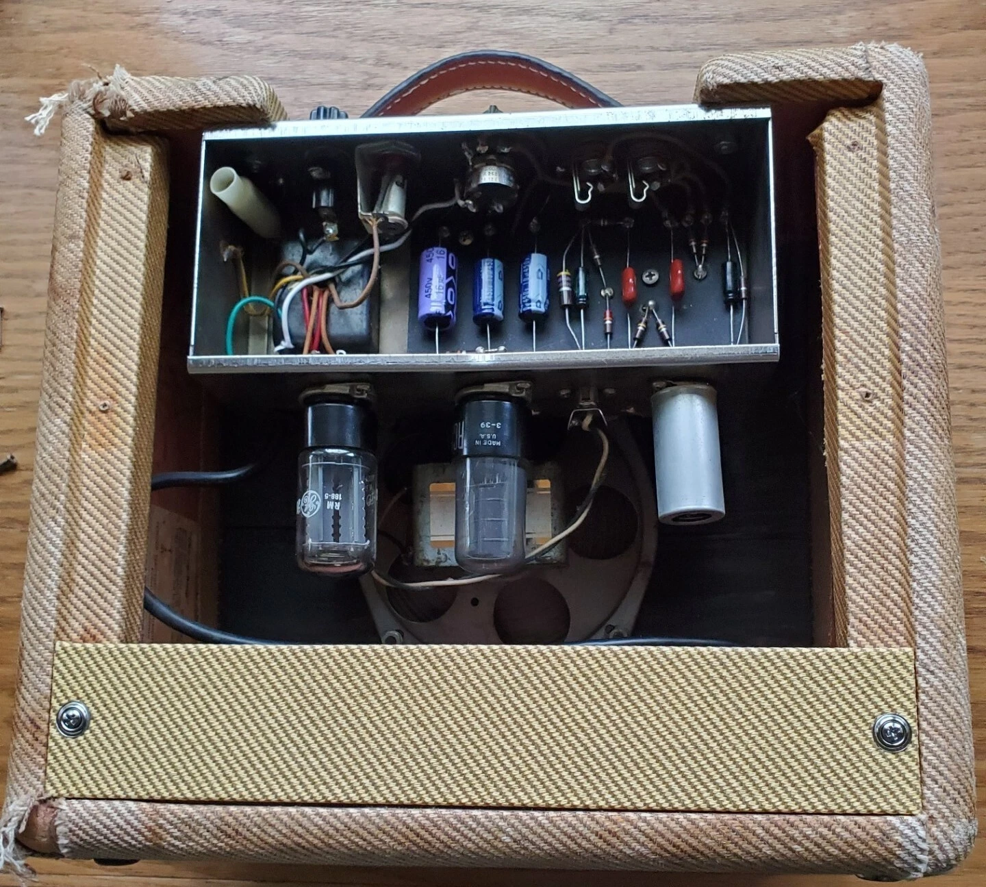 Picture 3 of 8