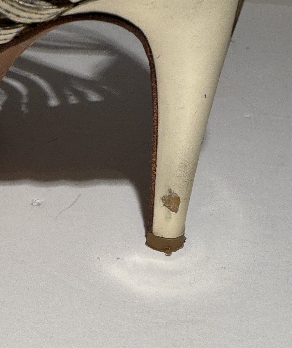 Picture 9 of 14