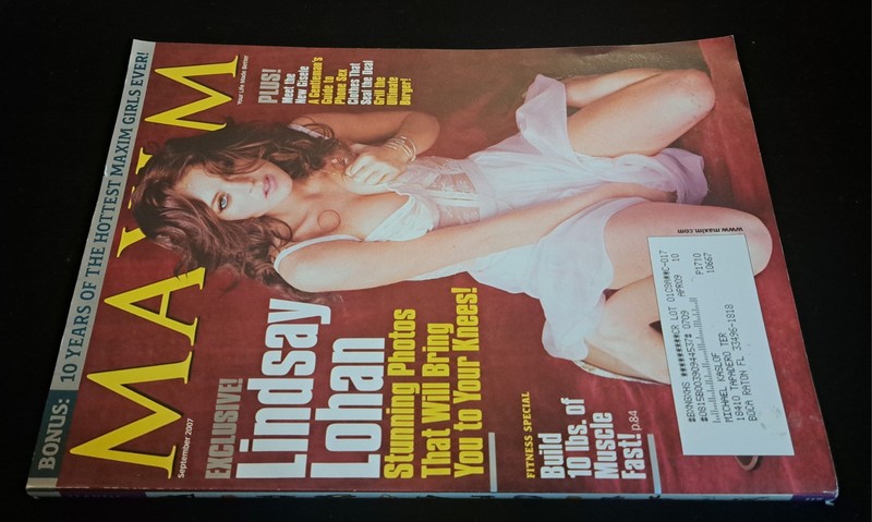 Lot of 5 Maxim Magazine Issues LINDSAY LOHAN - DURANCE - MENDES - BARTON DUSHKU