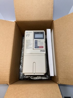 Yaskawa CIMR-F7U45P5 / Spec 45P51F Varispeed-F7 AC Drive 480 V 12.5 A 7.5 HP