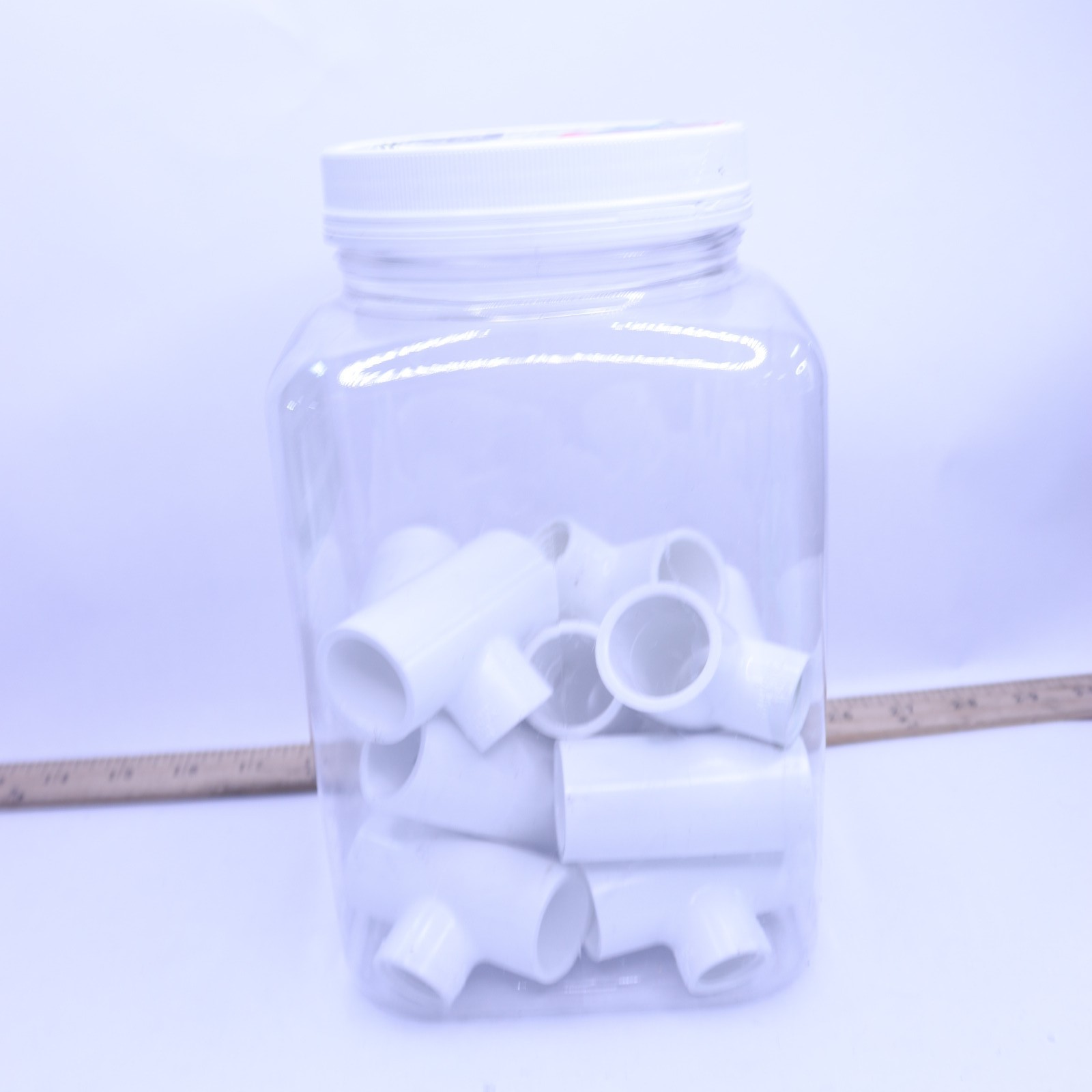 (14-Pk) Charlotte Tee Schedule 40 PVC White 3/4" S x 3/4" S x 1/2" FPT 100395662