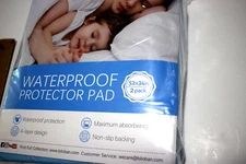 BILOBAN 2-PACK 52 X 34 INCH WATERPROOF PROTECTOR PAD QUILTED BLUE REUSABLE