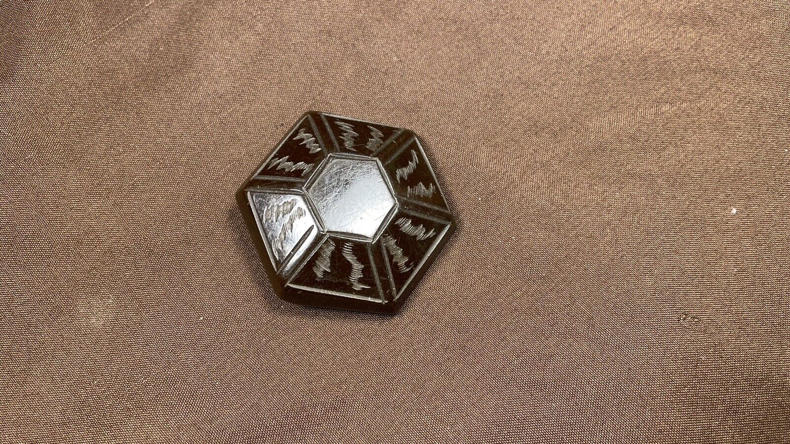 Foto 1 di 4