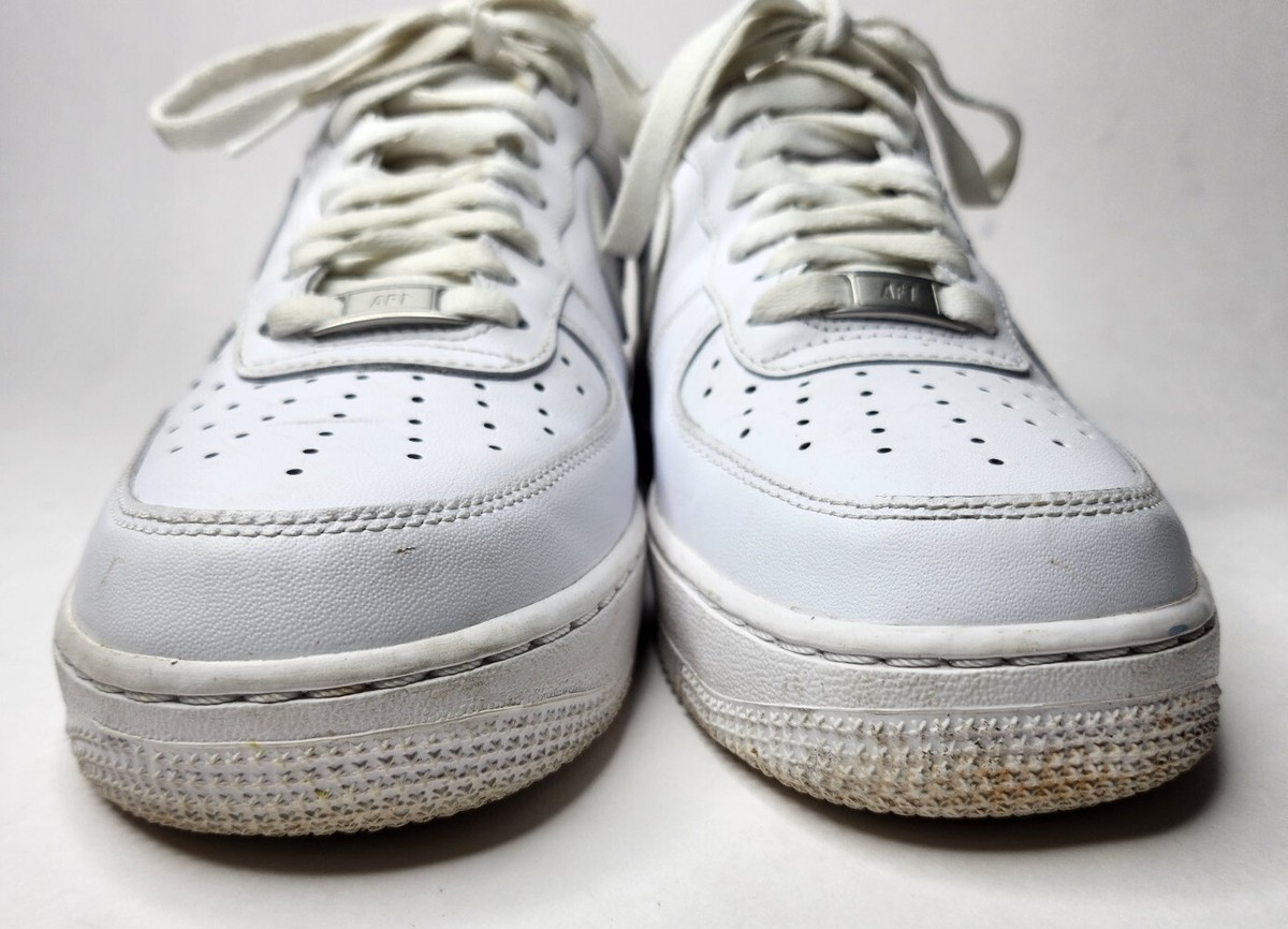 Nike Womens Air Force 1 '07 Shoes Size 10 US White Sneakers