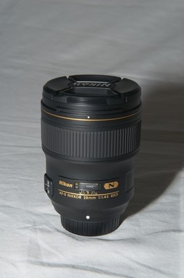 Nikon AF-S NIKKOR 28mm f/1.4E ED Lens FX Prime - Excellent - Complete w/ Box
