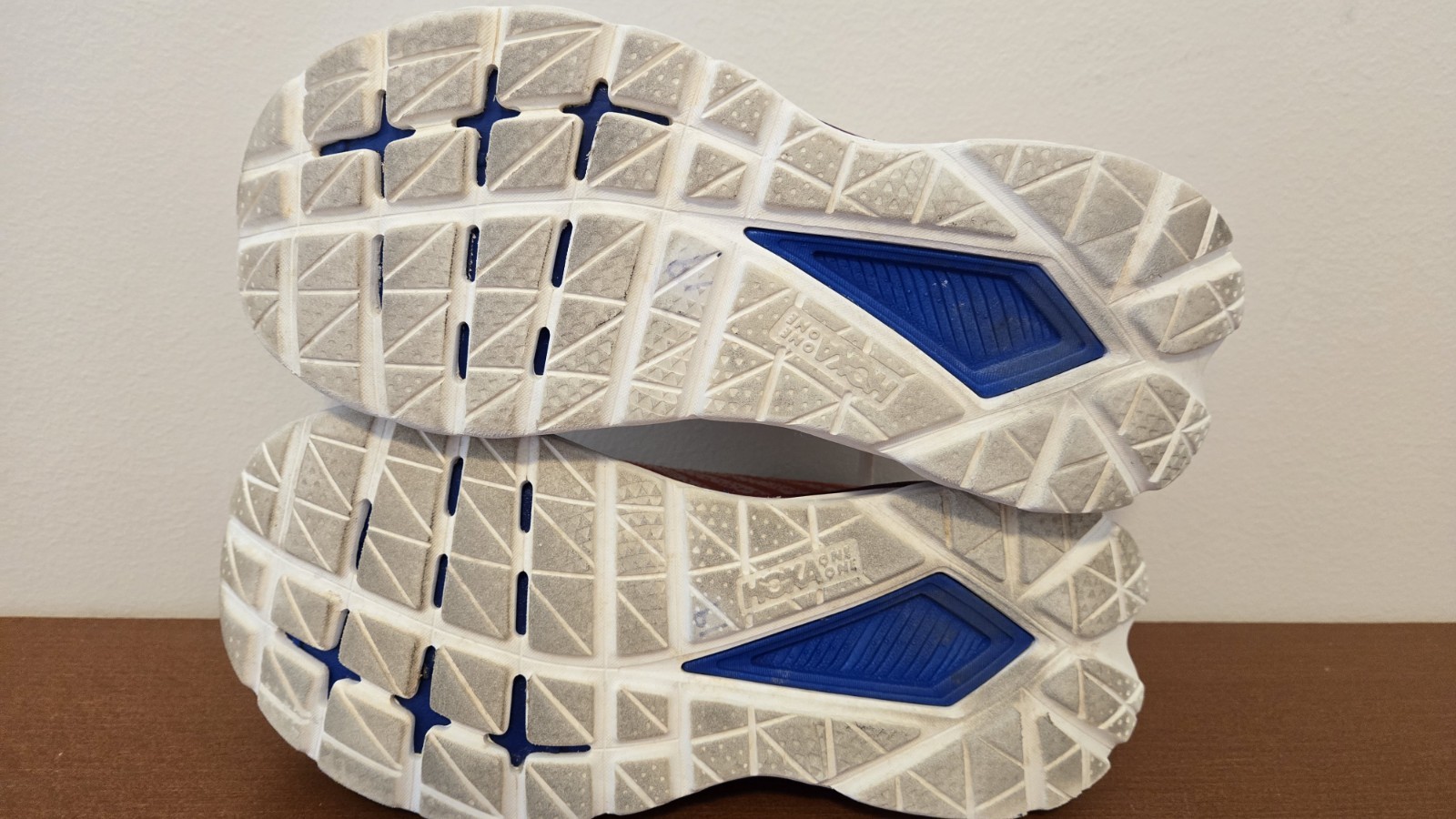 HOKA One Mach 5 White Multicolor Running Shoes Womens SZ 7.5 B NICE!  thumbnail 8