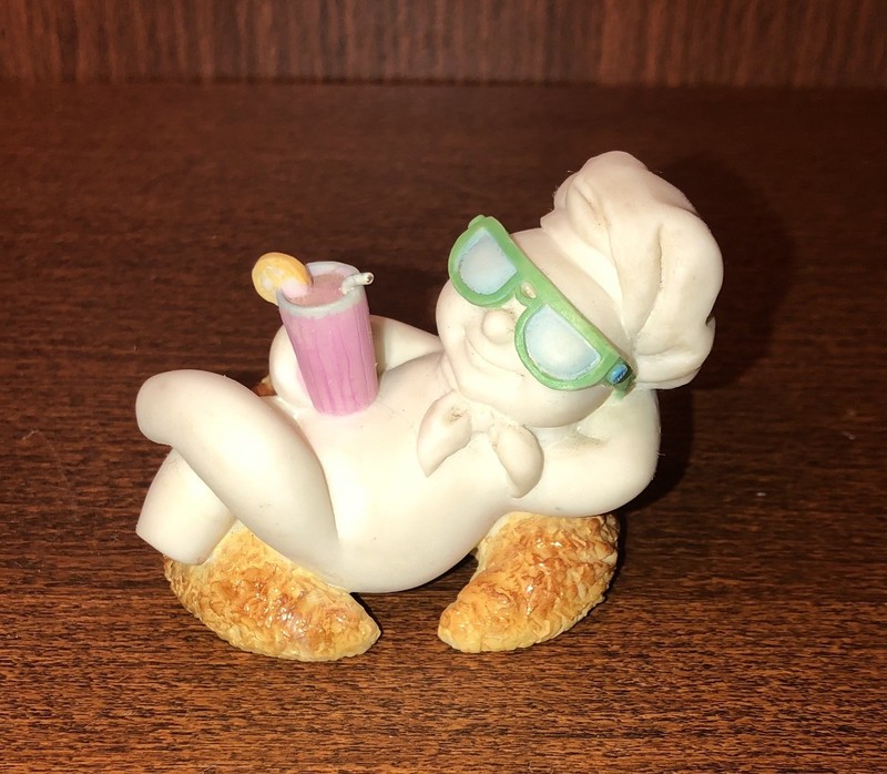 1997 The Danbury Mint Miniature Pillsbury Doughboy Calendar Figurine August