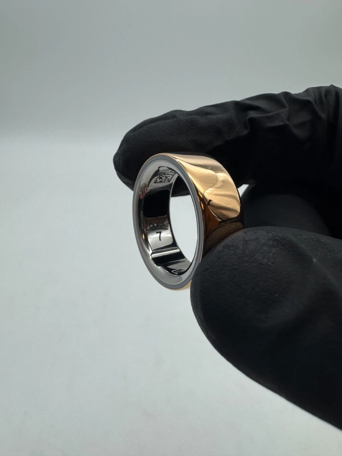 Oura Ring 4 (Oura Ring Gen 4) Fitness Ring - Rose Gold - Size 7- RING ONLY